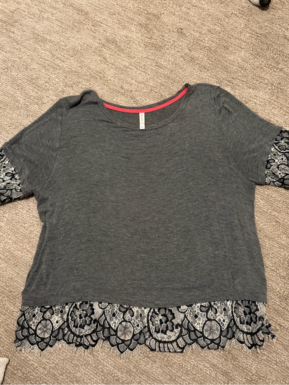 Xhilaration Gray Short Sleeve Top with Black Lace Trim